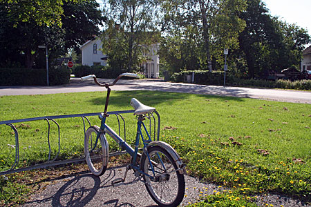 Cykelparkering i Frändefors centrum.