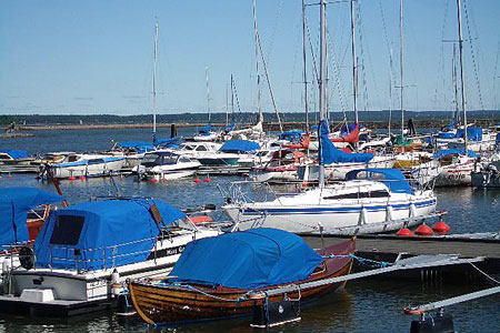  Båtar vid Vänersborgs hamn. 